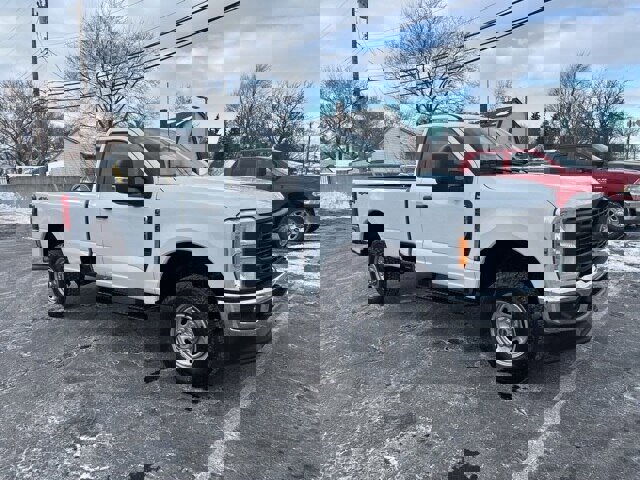 Certified 2023 Ford F250 XL w/ Snow Plow Prep Package image 4