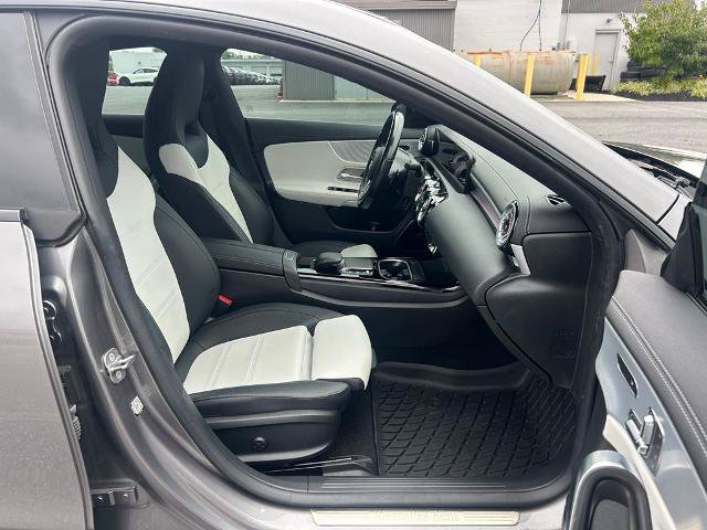 Used 2023 Mercedes-Benz CLA 250 4MATIC image 38