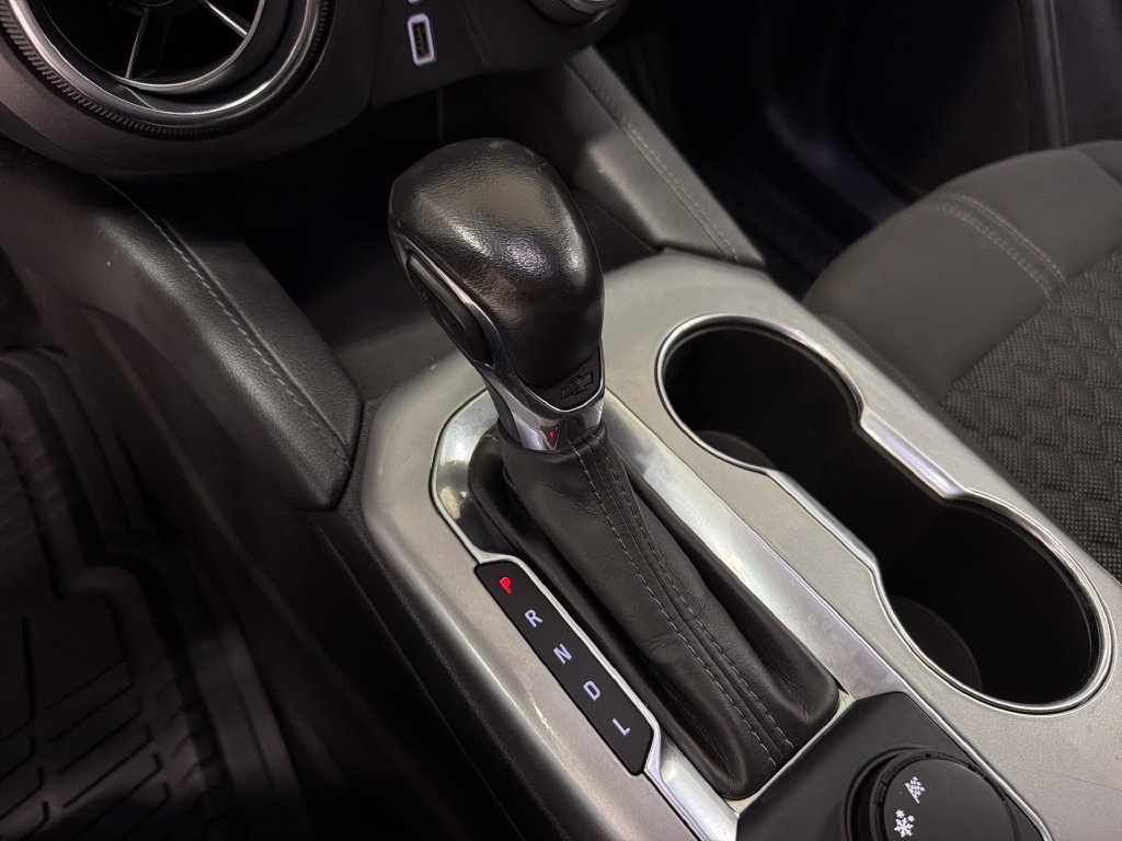 Used 2019 Chevrolet Blazer LT FWD image 27