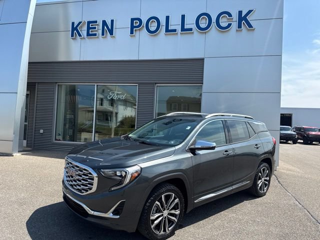 Used 2019 GMC Terrain Denali w/ Comfort Package AWD/4WD image 2