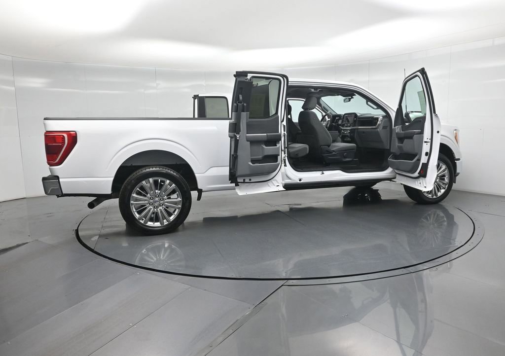 Certified 2021 Ford F150 XLT w/ Equipment Group 301A Mid image 33