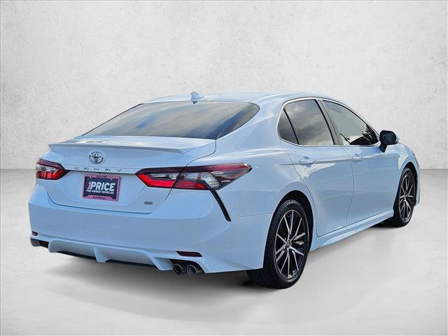 Used 2023 Toyota Camry SE FWD image 5