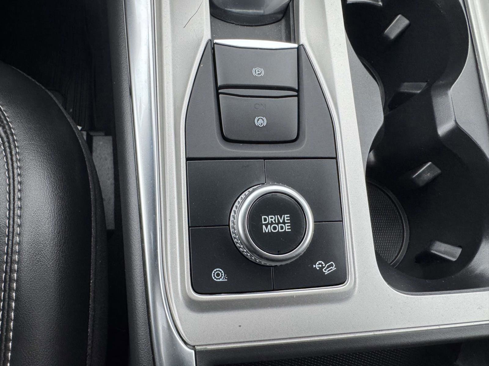 Certified 2022 Ford Explorer XLT w/ Equipment Group 202A image 36