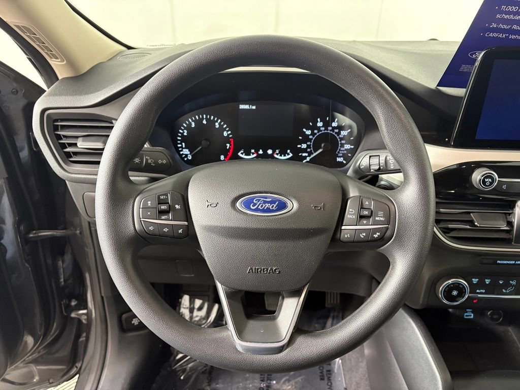 Certified 2020 Ford Escape SE image 16