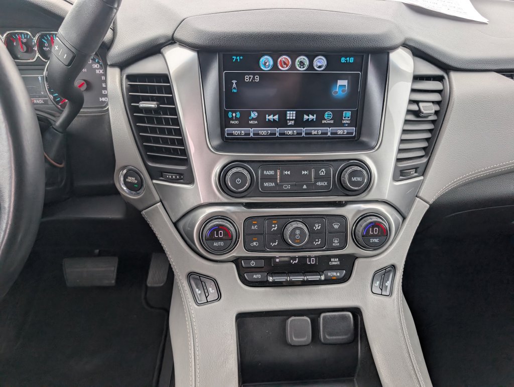 Used 2019 Chevrolet Tahoe LT w/ Luxury Package RWD image 22