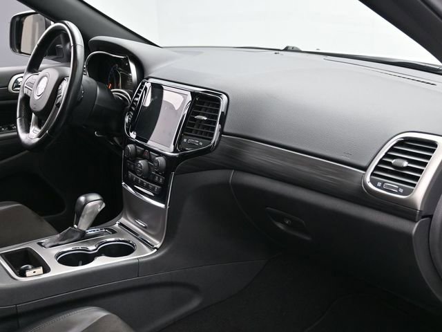 Used 2020 Jeep Grand Cherokee Altitude image 29
