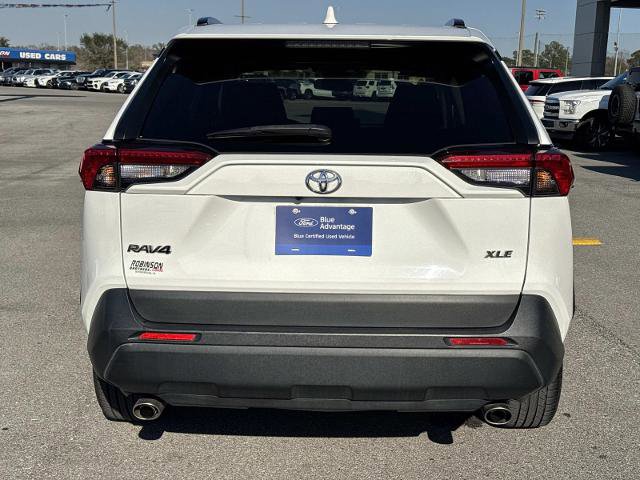 Used 2019 Toyota RAV4 XLE w/ Convenience Package FWD image 6
