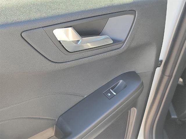 Certified 2022 Ford Escape Titanium image 18