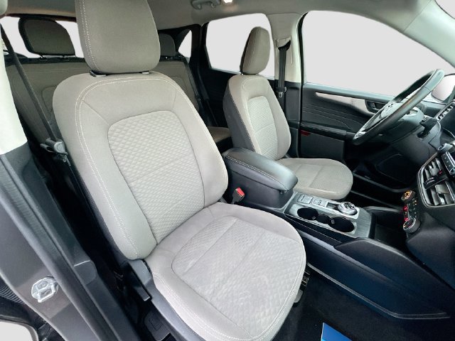 Certified 2022 Ford Escape SE w/ Cold Weather Package FWD image 33