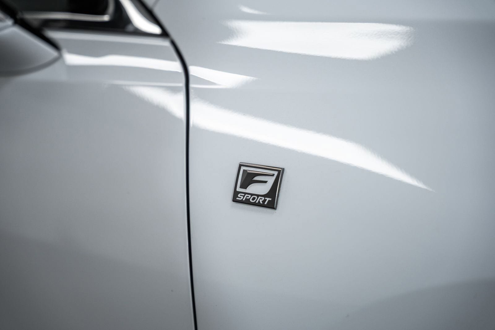 Used 2021 Lexus ES 350 F Sport w/ Accessory Package FWD image 17