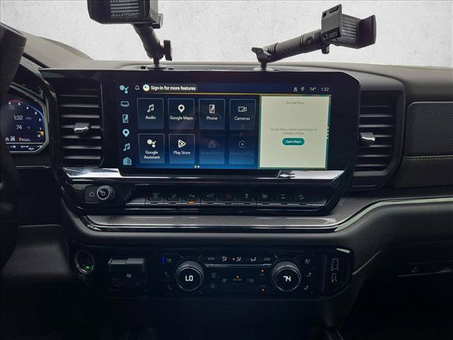 Used 2025 Chevrolet Silverado 2500 ZR2 w/ Technology Package AWD/4WD image 13