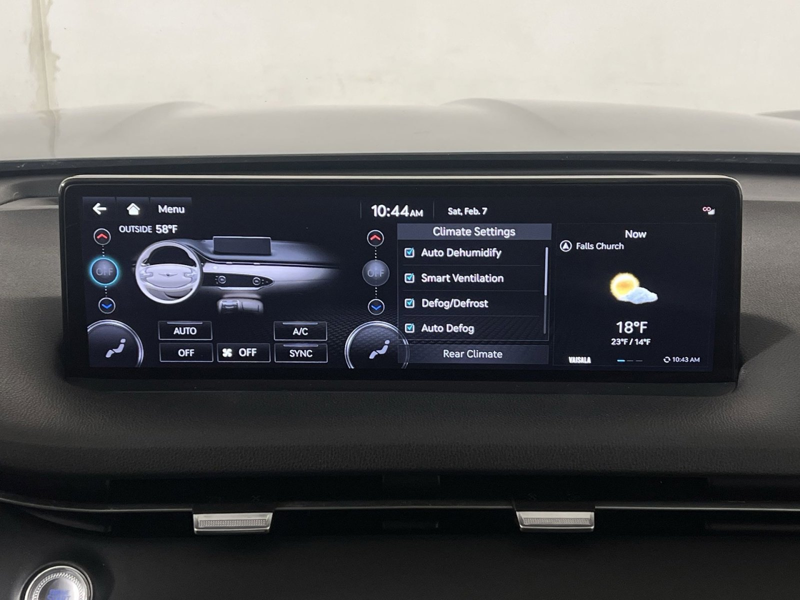 Used 2023 Genesis GV70 2.5T w/ Select Package image 21