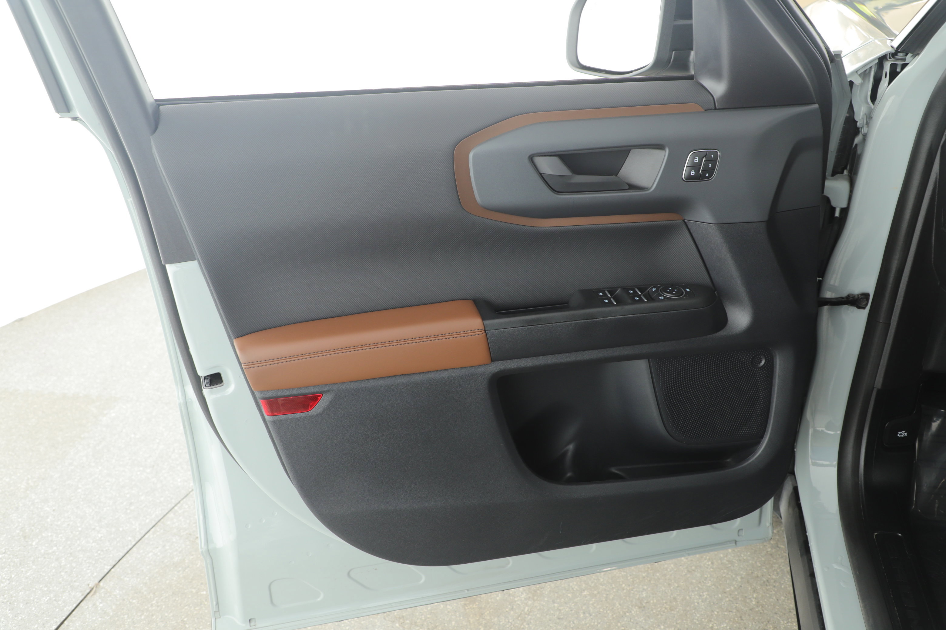 Certified 2024 Ford Bronco Sport Outer Banks image 10