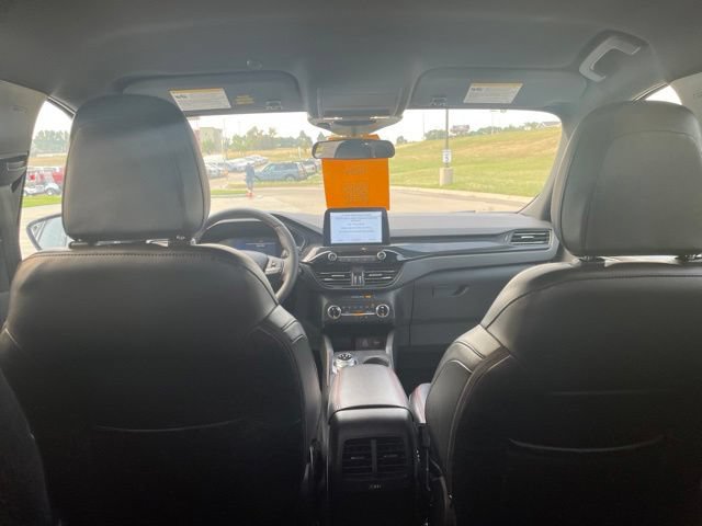 Certified 2025 Ford Escape ST-Line Select AWD/4WD image 22