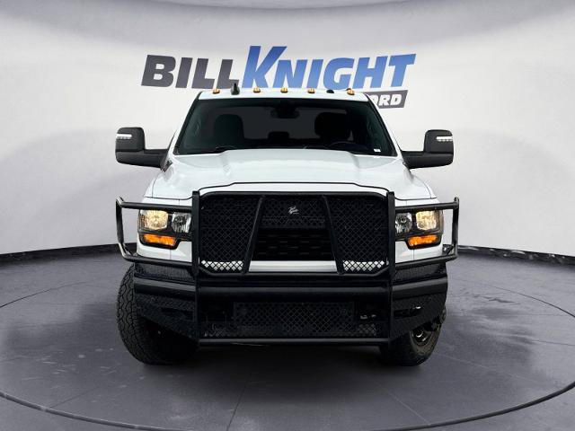 Used 2024 RAM 3500 Big Horn w/ Night Edition AWD/4WD image 8