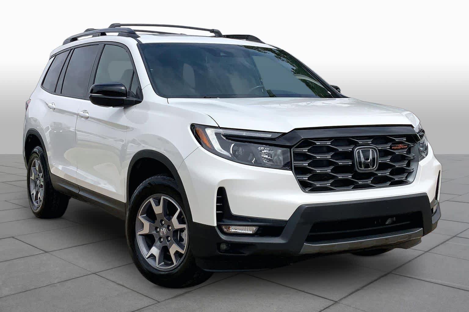 Used 2022 Honda Passport TrailSport image 3