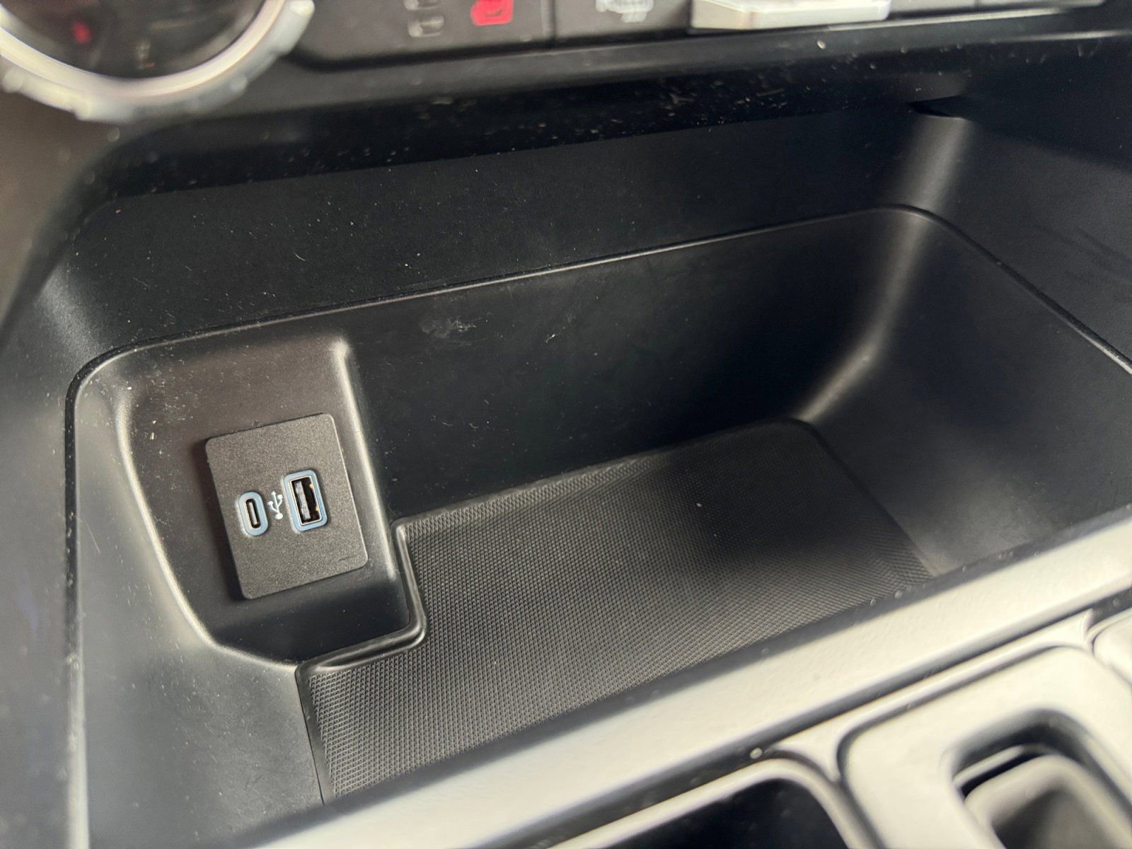 Certified 2022 Ford F150 XLT w/ Equipment Group 302A High image 24