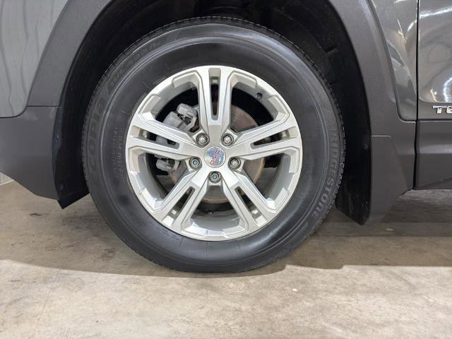 Used 2019 GMC Terrain SLE w/ Driver Convenience Package image 18