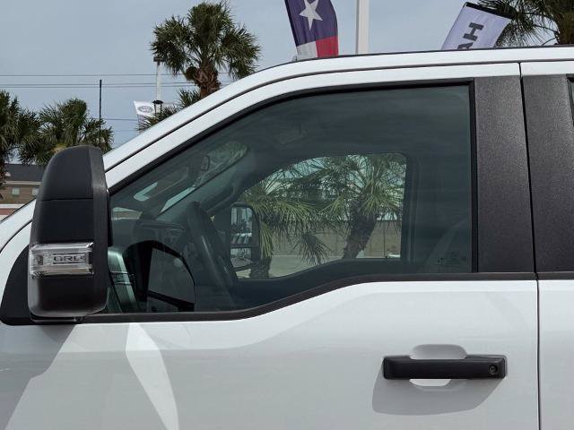 Certified 2024 Ford F550 4x4 Crew Cab Super Duty image 16