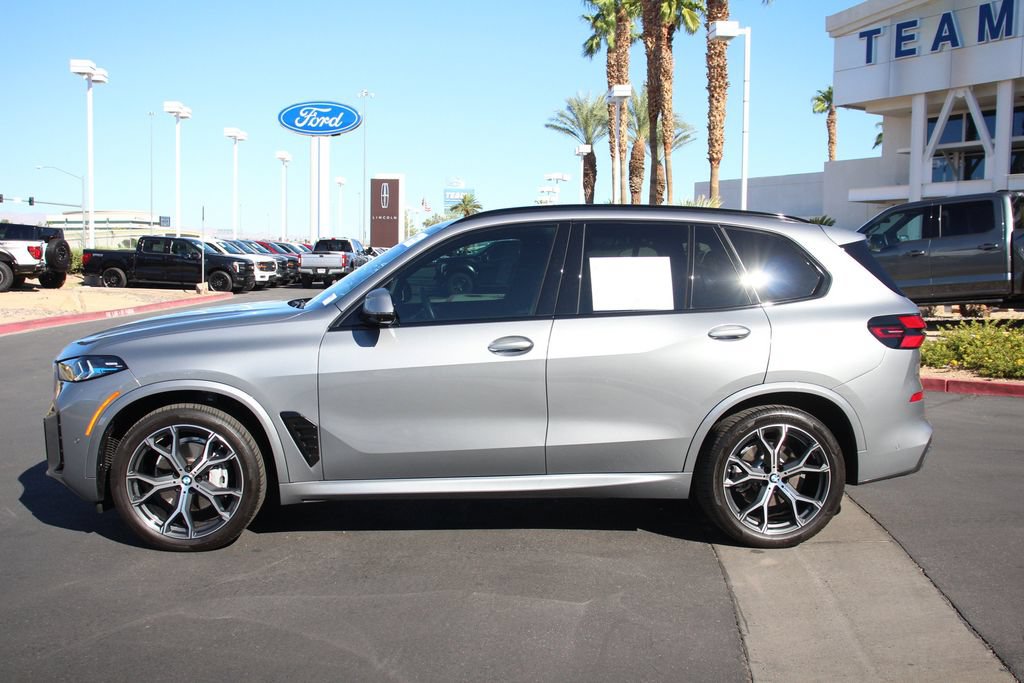 Used 2026 BMW X5 xDrive40i w/ M Sport Package AWD/4WD image 4