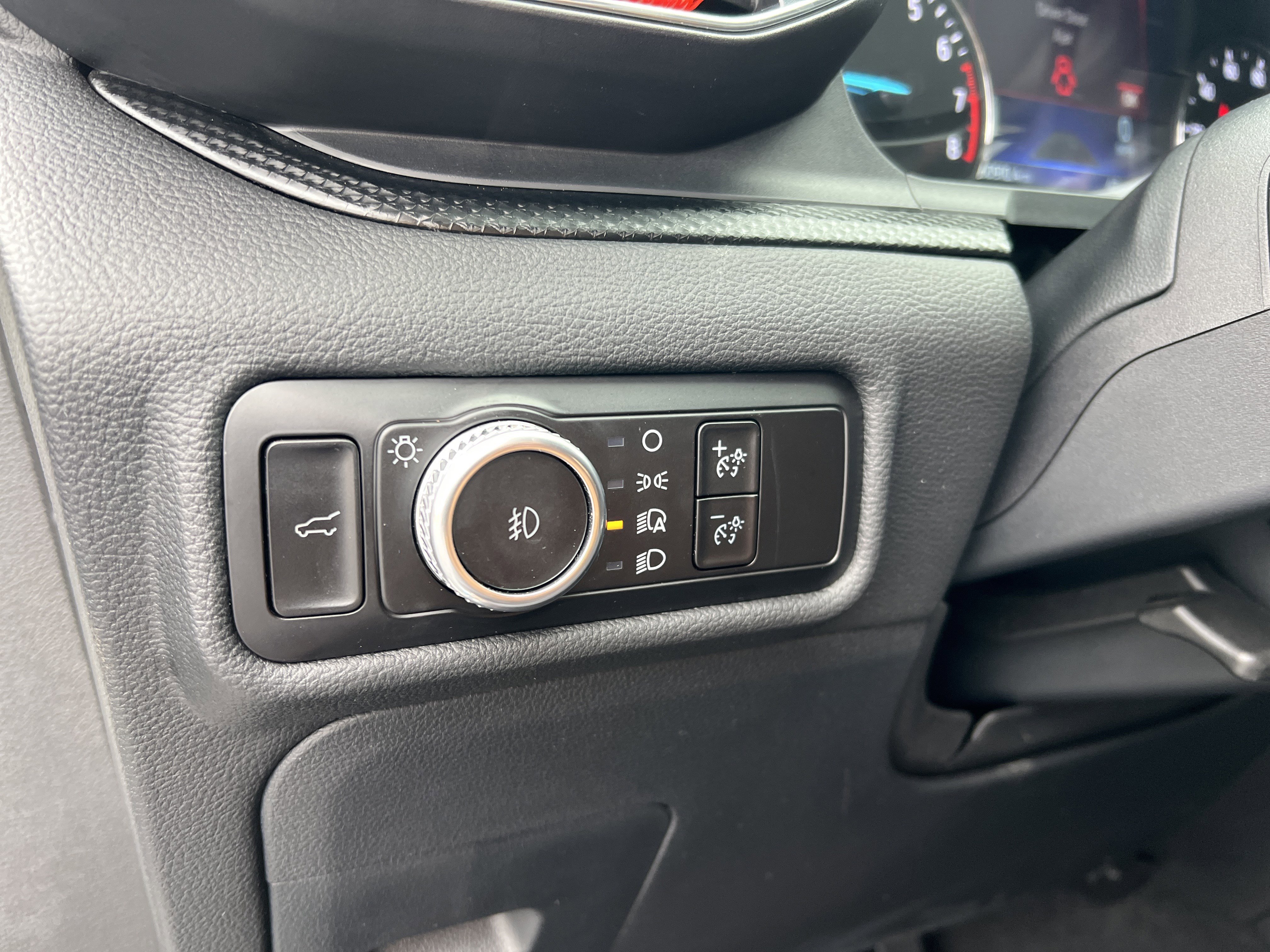 Certified 2023 Ford Explorer ST-Line w/ Class IV Trailer Tow Package image 35