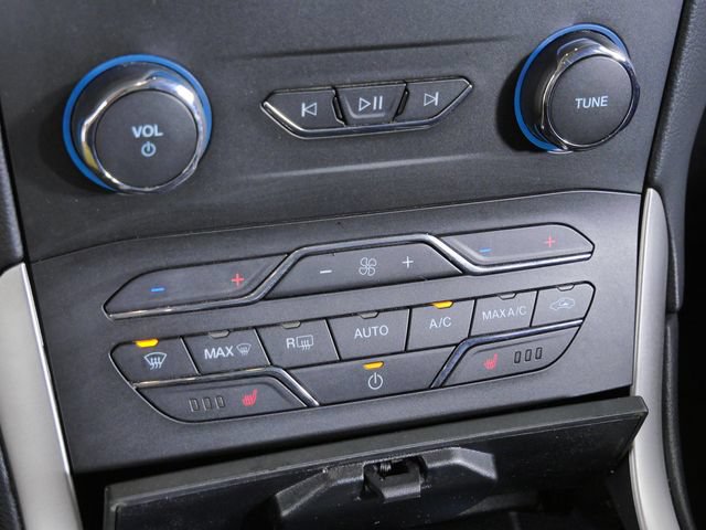 Certified 2019 Ford Edge SEL w/ Equipment Group 201A AWD/4WD image 30