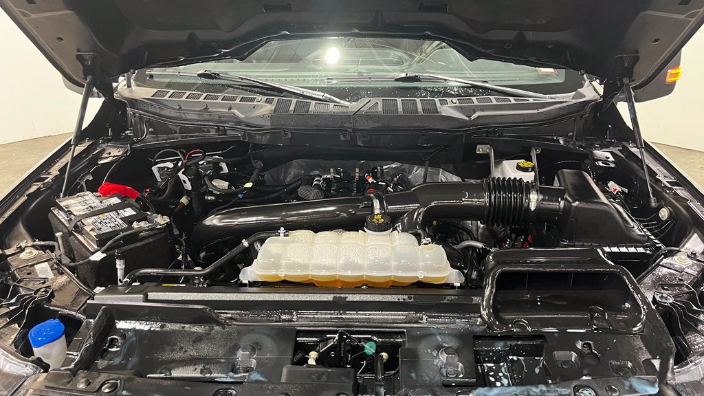 Certified 2025 Ford F150 Lariat AWD/4WD image 7