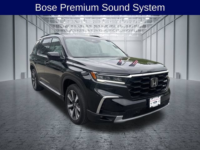 Used 2023 Honda Pilot Touring image 5