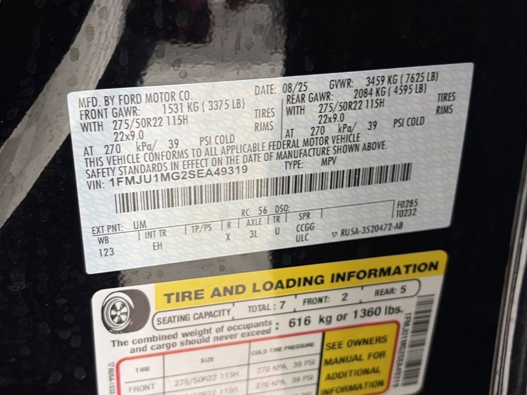 Certified 2025 Ford Expedition Platinum w/ Stealth Performance Package image 9