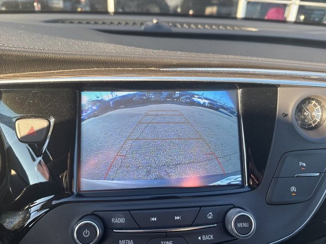 Used 2020 Buick Envision Essence image 12