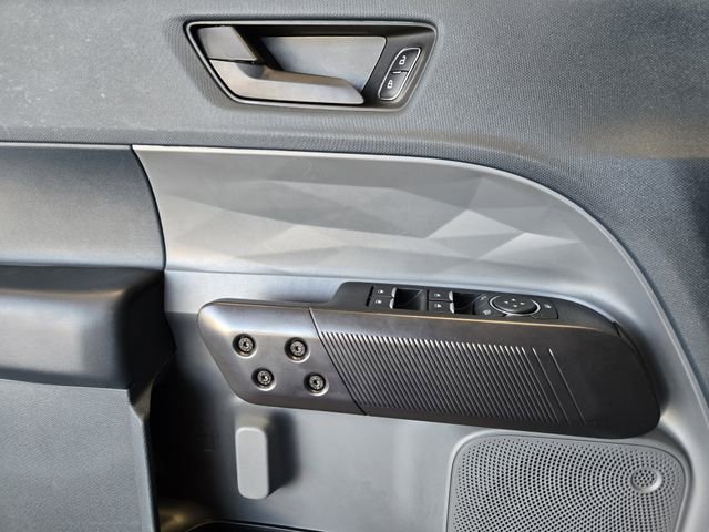 Certified 2025 Ford Maverick XLT w/ Equipment Group 301A image 25