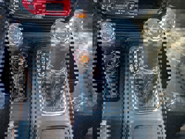 Used 2023 Jeep Wrangler Rubicon w/ Safety Group image 26