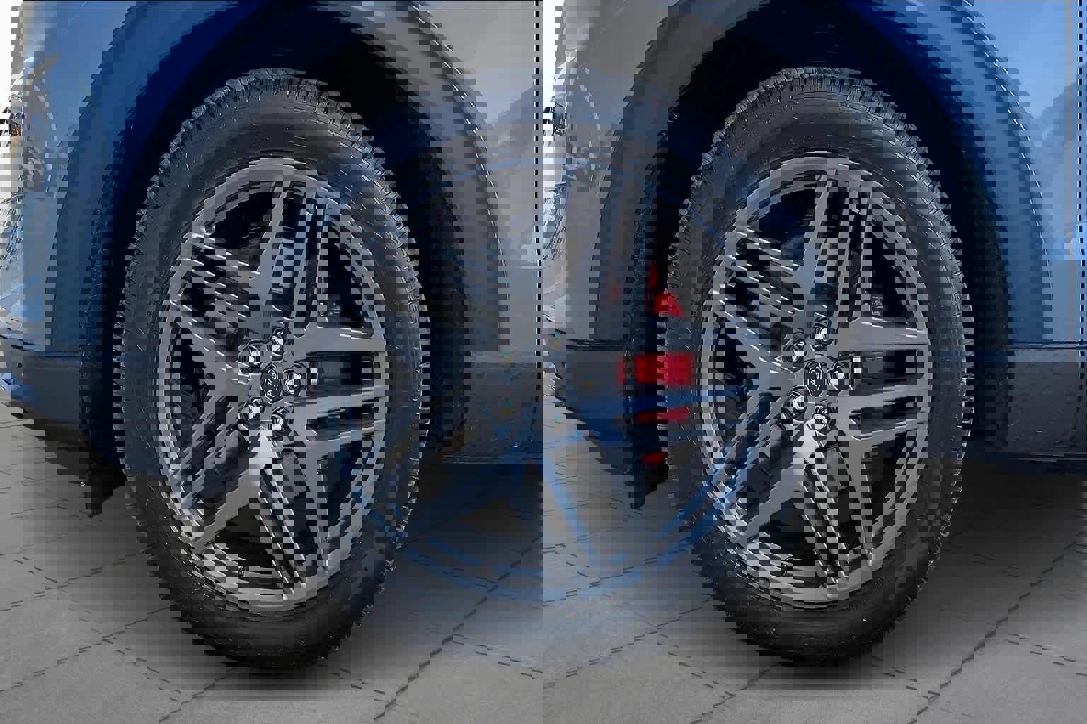 Certified 2025 Ford Explorer ST w/ Sun And Sound Package image 13