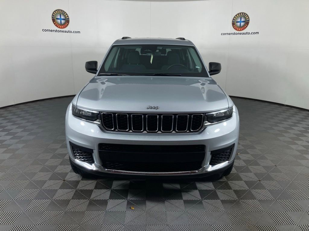 Used 2023 Jeep Grand Cherokee L Laredo image 18