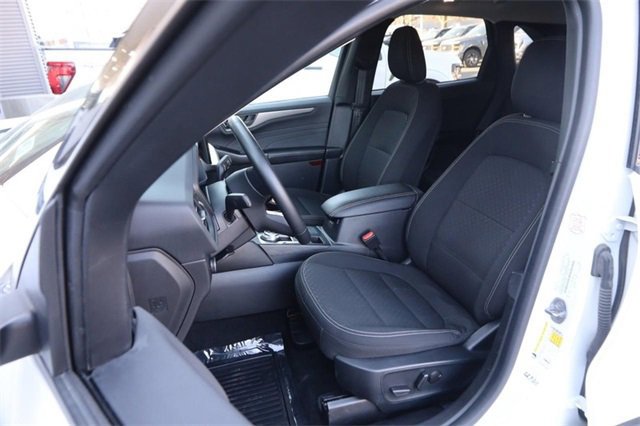 Certified 2024 Ford Escape Active w/ Tech Pack #1 image 9