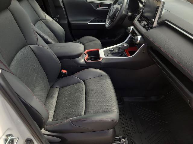 Used 2022 Toyota RAV4 TRD Off-Road AWD/4WD image 12
