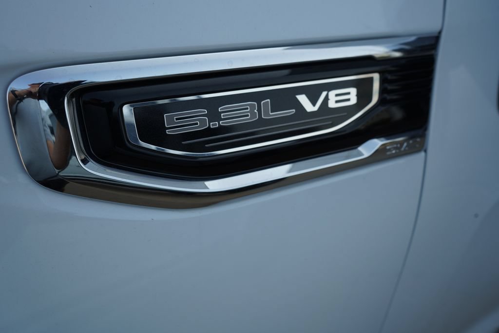 Used 2025 GMC Sierra 1500 SLT RWD image 8