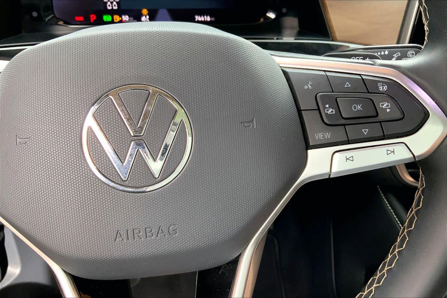 Used 2024 Volkswagen Atlas SE FWD image 25