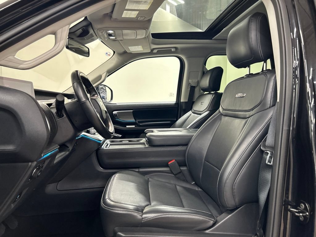Certified 2025 Ford Expedition Max Platinum AWD/4WD image 10