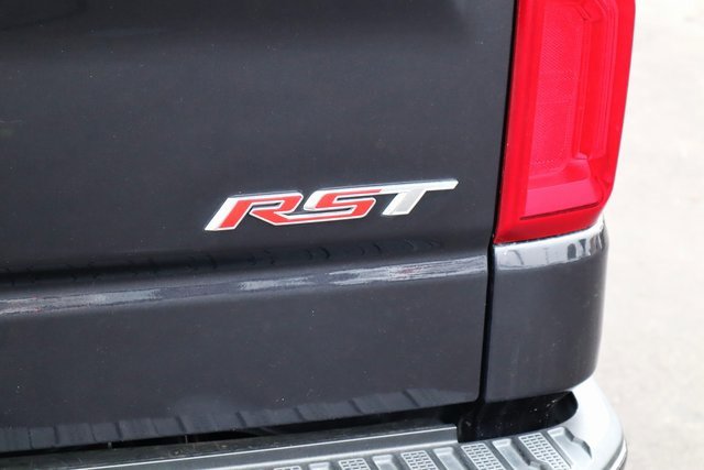 Used 2022 Chevrolet Silverado 1500 RST image 17