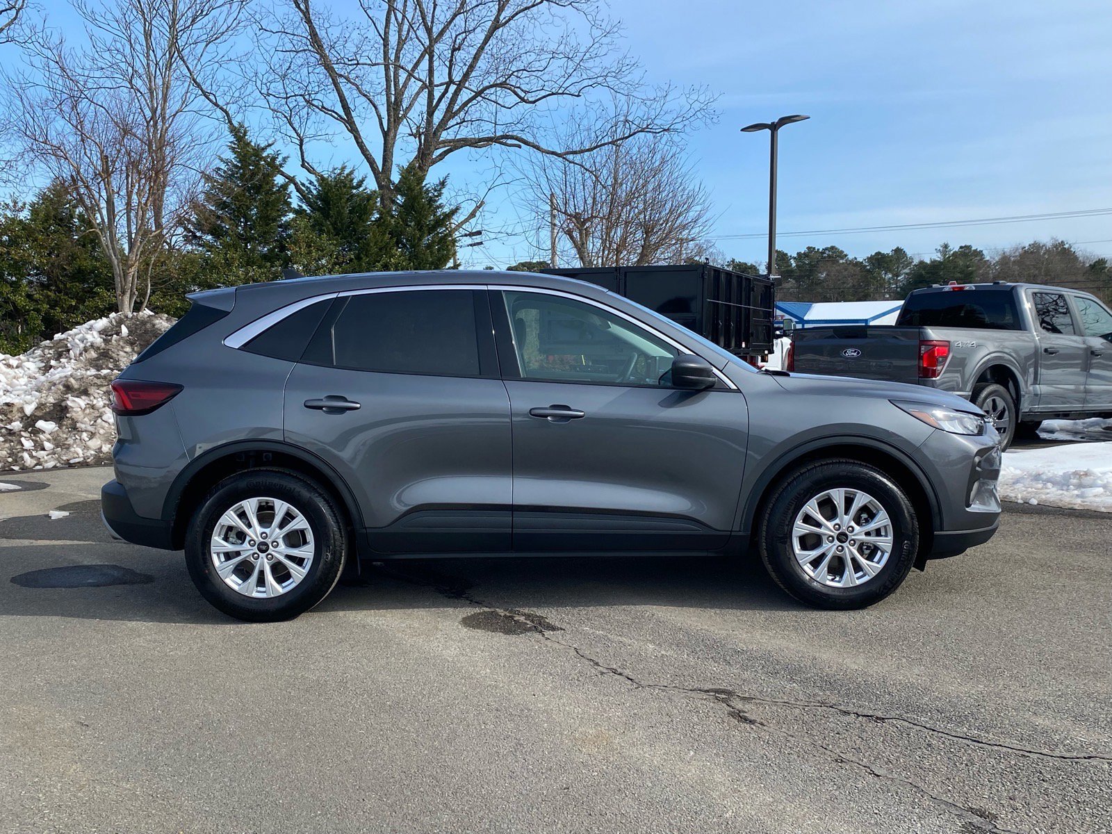 Certified 2024 Ford Escape Active image 3