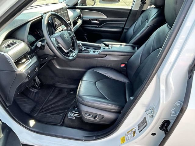 Used 2025 Toyota Grand Highlander FWD image 20
