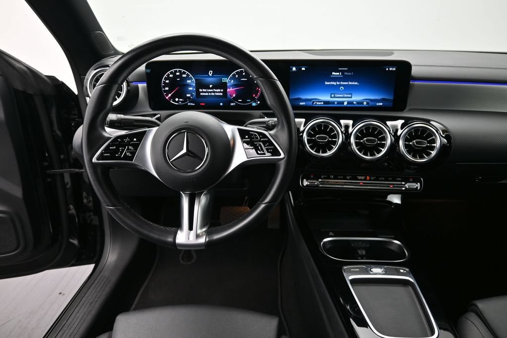Used 2025 Mercedes-Benz CLA 250 image 18