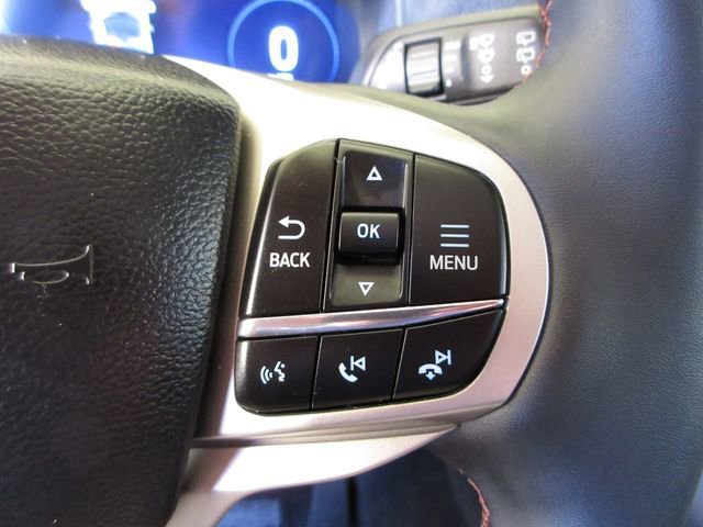 Certified 2025 Ford Explorer Active w/ Active Comfort Package RWD image 17