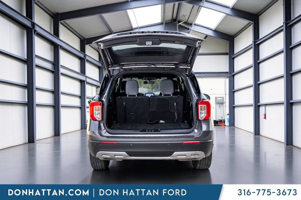 Certified 2020 Ford Explorer XLT w/ Equipment Group 202A AWD/4WD image 25