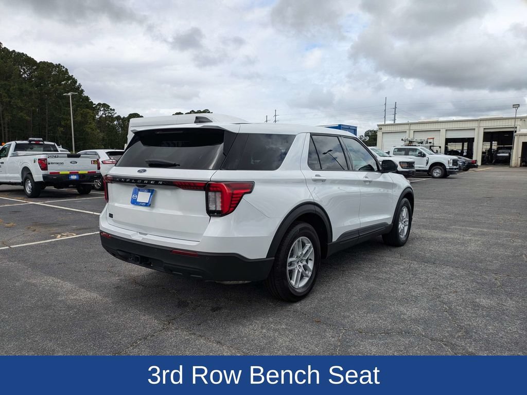 Certified 2026 Ford Explorer Active RWD image 4
