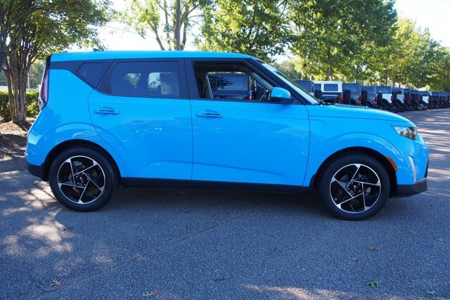 Used 2025 Kia Soul EX FWD image 8