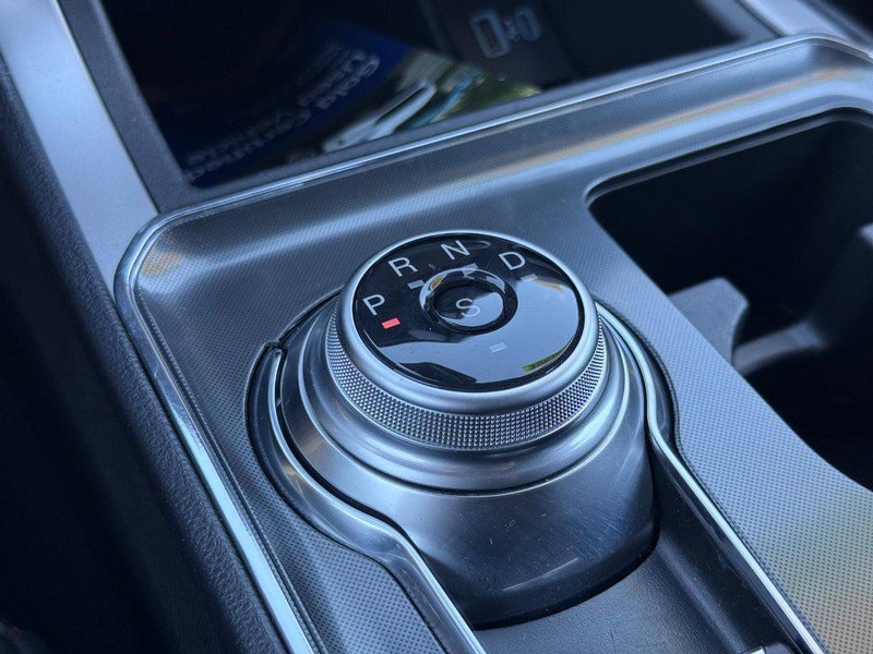 Certified 2024 Ford Edge ST-Line w/ Class II Trailer Tow Package image 23