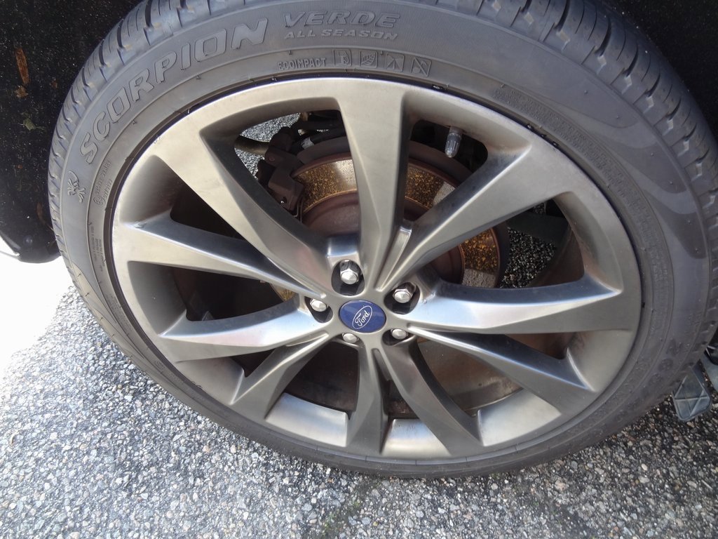 Certified 2018 Ford Edge Sport w/ Equipment Group 401A image 12