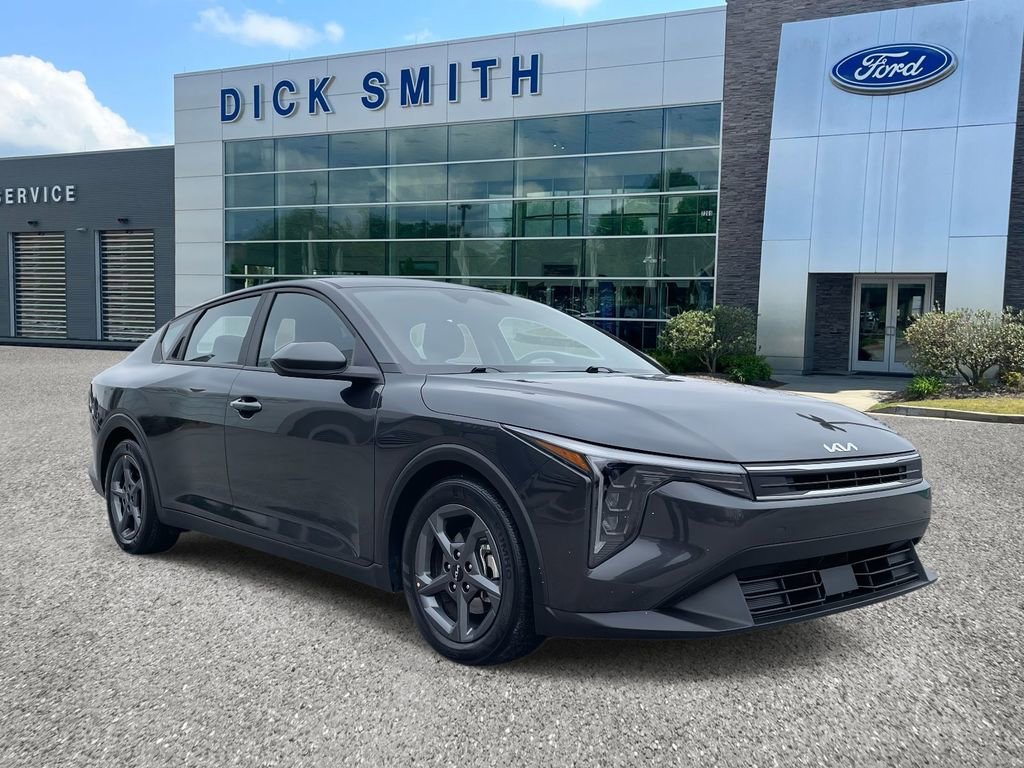 Used 2025 Kia K4 LXS